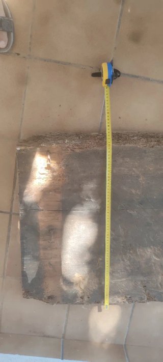 Trillo de madera antiguo