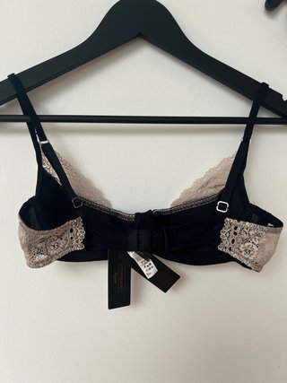 Conjunto Intimissimi Sujetador y 2 Braguitas.