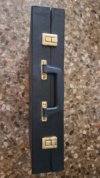Set di posate da 12 pezzi, in acciaio inossidabile, mai usate, con astuccio in pelle