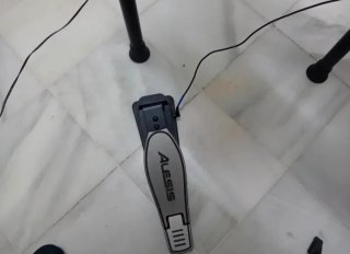 Batería Electrónica Alesis Nitro Mesh Kit