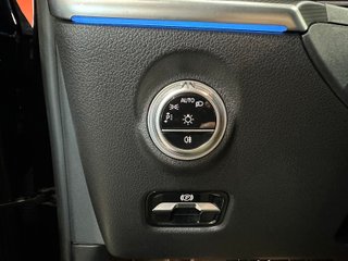 Mercedes CLASE C 2.0 313 300E AVANTGARDE (2022)