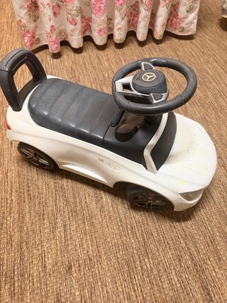 Correpasillos Mercedes Blanco