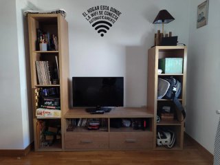Mueble de comedor de madera