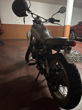 Yamaha SR 250 modificada custom
