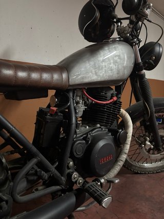 Yamaha SR 250 modificada custom