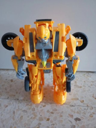 Transformers Rise of the Beasts Bumblebee