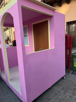 Casita de pladur temática Bad Bunny