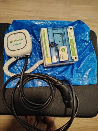 Cargador Wallbox Pulsar Plus + Cuadro Protección