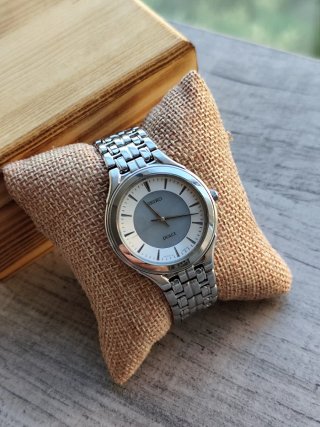 Reloj Seiko Dolce Plata y Blanco