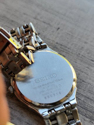 Reloj Seiko Dolce Plata y Blanco