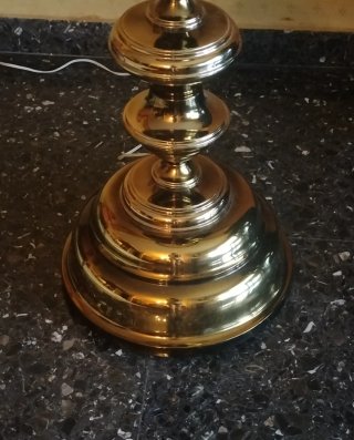 Lámpara de pie vintage de metal cromado