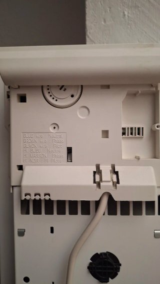 Calefactor eléctrico pared