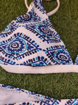 Bikini estampado azul y blanco Talla M