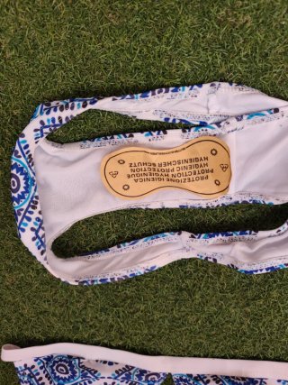 Bikini estampado azul y blanco Talla M