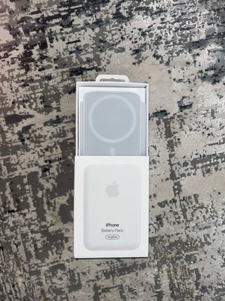 Apple Batteria MagSafe per iPhone bianco nuovo