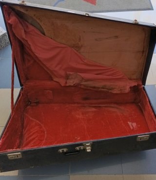 Funda de tuba a restaurar - Unión Musical Valencia