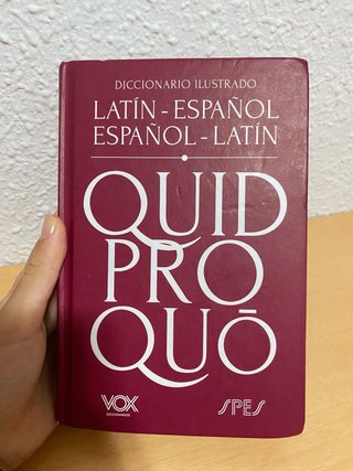 Diccionario ilustrado latín-español/ español-latín