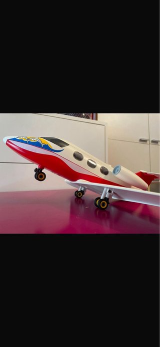 Avión Playmobil con figuras y maletas