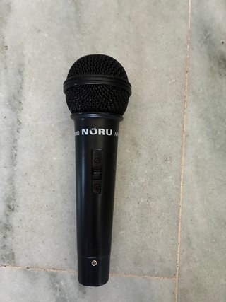Micrófono Dinámico Unidireccional Noru NR-910