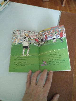 Pupi quiere ser futbolista