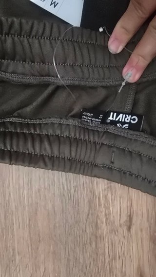 Pantalón corto deportivo hombre verde oliva  M