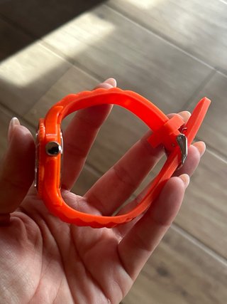 Reloj naranja veraniego