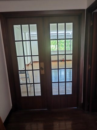 Puerta de interior de madera