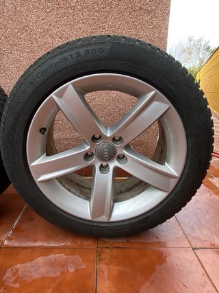 Llantas Audi originales 17” + neumáticos invierno