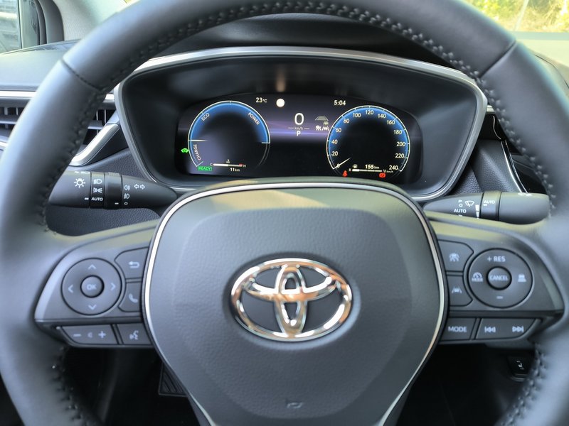 Toyota Auris 2025, foto 13