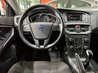 Volvo V40 1.6 D2 KINETIC (2014)