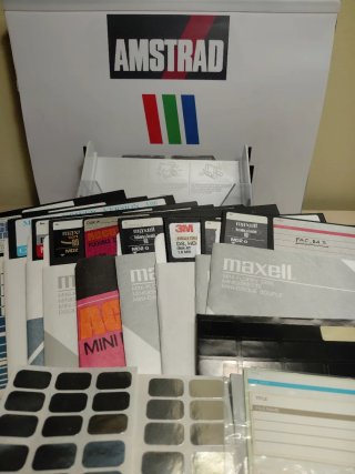 31 Disquetes 5 1/4 Amstrad Caja
