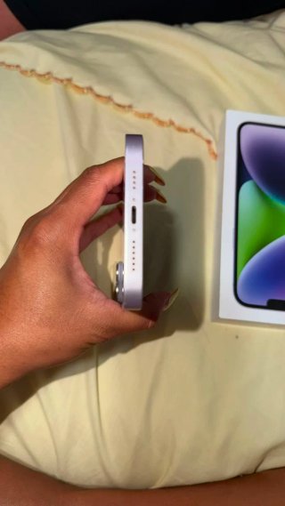 iPhone 14 Plus Morado