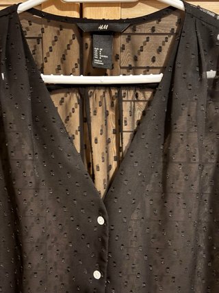 Camisa H&M negra transparente