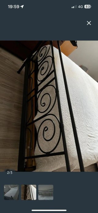 Cama doble de metal