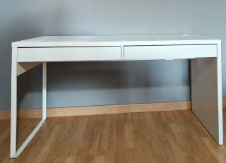 Cama juvenil con colchón y escritorio