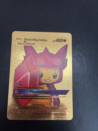 Pikachu Mega Sableye Tag Cosplay Carta Dorada