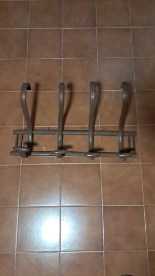 Perchero vintag mmadera nogal años 70