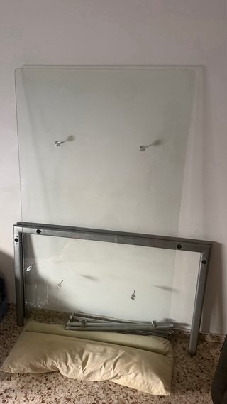 Mesa de cristal para 4-6 personas
