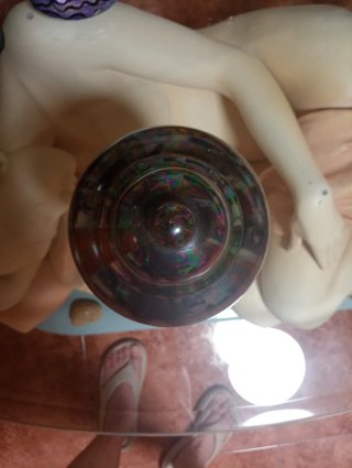 Bombonera cerámica violácea y negra iridiscente