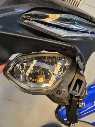 Piezas Yamaha R1