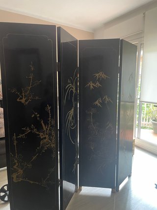 Biombo antiguo oriental acabado negro y lacado