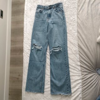 Pantalón vaquero Zara desgastado Talla S
