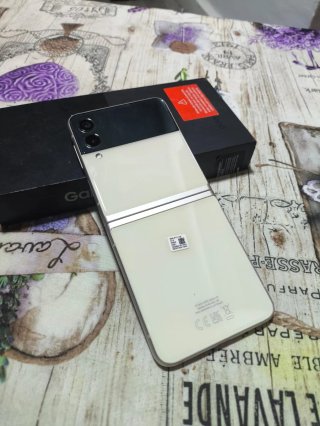Oferta Samsung Galaxy Z Flip3 5G