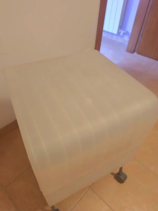 Mesita auxiliar Prelat blanca