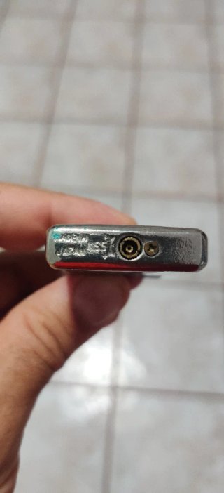 Accendino Vintage HF MF-999 con Pin-up