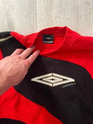 Sudadera Umbro Roja y Negra