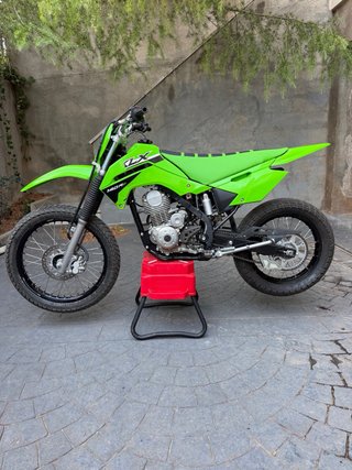 Kawasaki KLX 140 Flat Track