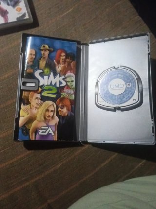 Los Sims 2 PSP