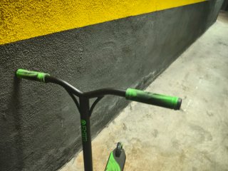 Patinete Patin Negro y Verde