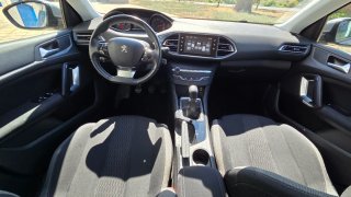 Peugeot 308 2016